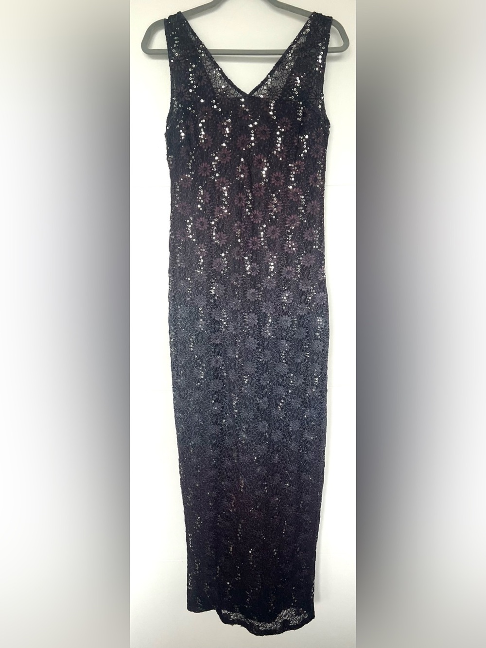 ONYX Nite Eggplant Purple Sequin Lace Dress Size 8 V Neck Back Slit